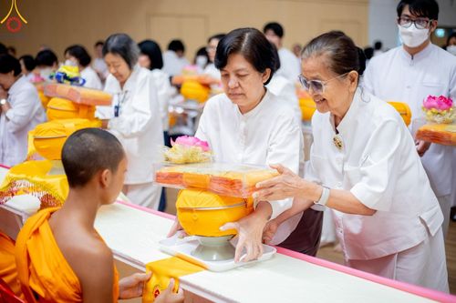 ภาพ No.212764:วันอาทิตย์ที่ 23 มีนาคม พ.ศ. 2568 พิธีร่วมบุญโครงการบรรพชาสามเณร 5,000 รูป ณ ห้องแก้วสารพัดนึก 2 วัดพระธรรมกาย