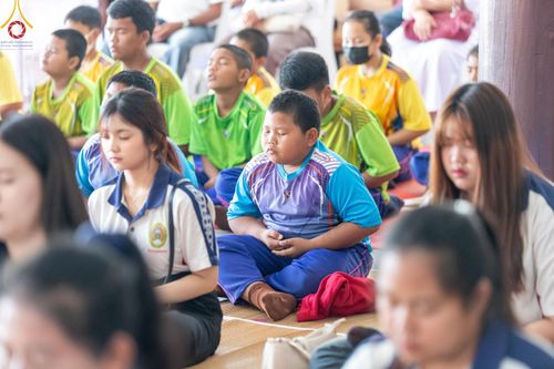 ภาพ No.199556:พิธีทอดผ้าป่าทำนุบำรุงศาสนสถาน ณ วัดศิลามูล ตำบลหินมูล อำเภอบางเลน จังหวัดนครปฐม ในโครงการธรรมยาตรา กตัญญูบูชา มหาปูชนียาจารย์ พระมงคลเทพมุนี(สด จนฺทสโร) พระผู้ปราบมาร อนุสรณ์สถาน 7 แห่ง ปีที่ 13 วันที่ 21 มกราคม พ.ศ. 2568