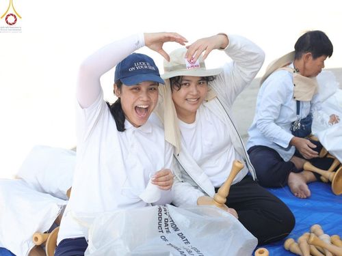 ภาพ No.204063:V.52 สารพัดV สารพัดดี ที่วัดสองพี่น้อง ในโครงการธรรมยาตรา กตัญญูบูชา มหาปูชนียาจารย์ พระมงคลเทพมุนี(สด จนฺทสโร) พระผู้ปราบมาร อนุสรณ์สถาน 7 แห่ง ปีที่ 13 ระหว่างวันที่ 2-31 มกราคม พ.ศ. 2568