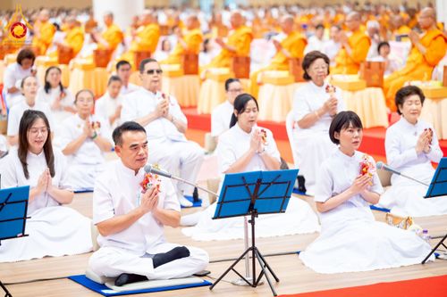 ภาพ No.272915:วันอาทิตย์ที่ 23 พฤศจิกายน พ.ศ.2568 พิธีมุทิตาสักการะ พระมหาเถระและพระเถระ ประจำปีพุทธศักราช 2568 ณ ห้องแก้วสารพัดนึก 2 สภาธรรมกายสากล  วัดพระธรรมกาย