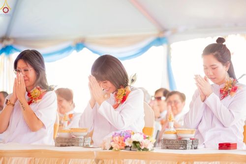 ภาพ No.259356:วันอาทิตย์ที่ 12 ตุลาคม พ.ศ. 2568 พิธีทอดกฐินบรมจักรพรรดิ สร้างอุโบสถ 82 ปี บูชาธรรมหลวงพ่อธัมมชโย ณ วัดพระธรรมกายแคลิฟอร์เนีย ประเทศสหรัฐอเมริกา 