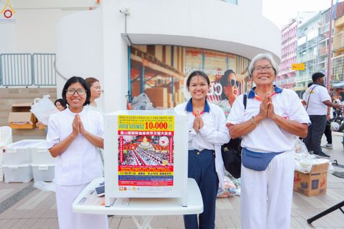 ภาพ No.237383:วันที่ 9-10 สิงหาคม พ.ศ. 2568 การเตรียมงาน เก็บงาน ของเจ้าหน้าที่ทุกสถานะ ในงานมหาสังฆทาน ตักบาตรพระ 10,000 รูป ใจกลางเมืองหาดใหญ่ จ.สงขลา