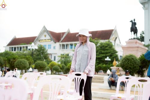 ภาพ No.239728:วันที่ 16-17 สิงหาคม พ.ศ. 2568 การปฏิบัติหน้าที่ของเจ้าหน้าที่ทุกสถานะ เพื่องานพิธีอัญเชิญรูปเหมือนพระมงคลเทพมุนี (สด จันทสโร) และพิธีกดปุ่มอัญเชิญรูปเหมือน พระมงคลเทพมุนี (สด จันทสโร) ณ มหาวิหารแก้วพระมงคลเทพมุนี ศูนย์ปฏิบัติธรรมแก้วเมืองเลย จ.เลย