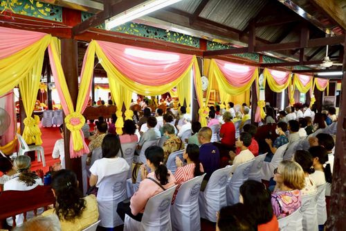 ภาพ No.253935:วันที่ 12 ตุลาคม พ.ศ. 2568 พิธีทอดกฐินสามัคคีทั่วไทย 30,000 วัด โดยคณะศิษยานุศิษย์ บูชาธรรม 81 ปี หลวงพ่อธัมมชโย ณ วัดบางกะเจ้ากลาง อ.พระประแดง จ.สมุทรปราการ