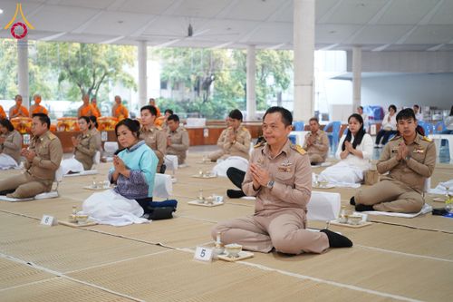 ภาพ No.201897:ผู้ว่าปทุมฯ มอบแนวทางการขับเคลื่อนพัฒนาจังหวัดฯ แก่หัวหน้าส่วนราชการ ผู้บริหารท้องถิ่น กำนัน ผู้ใหญ่บ้าน อ.คลองหลวง วันอังคารที่ 21 มกราคม พ.ศ. 2568