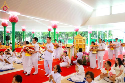 ภาพ No.159066:พิธีทอดผ้าป่าถวายทุนการศึกษาพระภิกษุสามเณรทั่วโลก และ พิธีถวายสังฆทานหนังสือพระไตรปิฏก 80 วัด บูชาธรรม 80 ปี หลวงพ่อธัมมชโย วันเสาร์ที่ 21 กันยายน พ.ศ. 2567 ณ โบสถ์พระไตรปิฏก วัดพระธรรมกาย