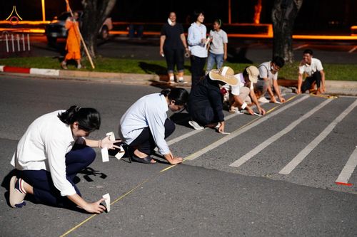 คณะสงฆ์ เจ้าหน้าที่ และสาธุชน ทุ่มเทแรงกายแรงใจเตรียมงาน เพื่องานวันครูผู้ค้นพบวิชชาธรรมกาย ตั้งแต่วันที่ 20 กันยายน พ.ศ. 2566