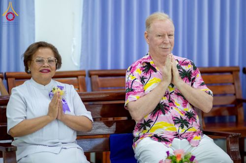 ภาพ No.218021:วันอาทิตย์ที่ 13 เมษายน พ.ศ. 2568 พิธีตักบาตรฉลองสามเณรใหม่ 75 รูป เนื่องในวันสงกรานต์ (โครงการบรรพชาสามเณรฟื้นฟูพระพุทธศาสนาทั่วไทย ประจำปีพุทธศักราช 2568) ณ ศูนย์ปฏิบัติธรรมระยอง(บ้านช่องลม) ตำบลบางบุตร อำเภอบ้านค่าย จังหวัดระยอง