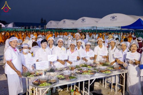 พิธีถวายภัตตาหารเป็นสังฆทาน แด่คณะพระธรรมยาตรา วันที่ 23 มกราคม พ.ศ. 2567 ณ อนุสรณ์สถานบางปลา อ.บางเลน จ.นครปฐม