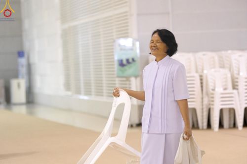 ภาพ No.212575:วันพฤหัสบดีที่ 20 มีนาคม พ.ศ. 2568 การประชุม 3 อาศรม วัดพระธรรมกาย เพื่องาน 22 เมษายน วันคุ้มครองโลก ถวายมหาสังฆทาน 40,000 กว่าวัดทั่วประเทศ