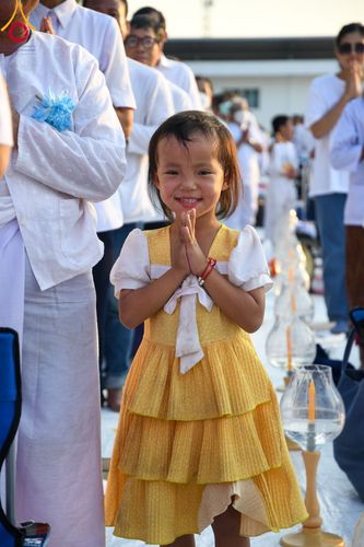 ภาพ No.109544:พิธีจุดประทีปถวายเป็นพุทธบูชา และบูชาธรรมมหาปูชนียาจารย์ วันที่ 10 มกราคม พ.ศ. 2567 ณ อนุสรณ์สถานคลองบางนางแท่น อ.สามพราน จ.นครปฐม