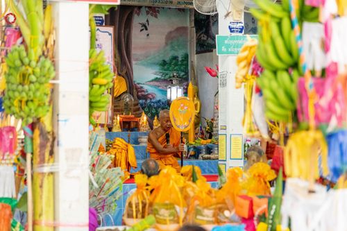 ภาพ No.92962:พิธีทอดกฐินสามัคคีทั่วไทย 5,000 วัด โดยคณะศิษยานุศิษย์วัดพระธรรมกาย น้อมบูชาธรรม 79 ปี หลวงพ่อธัมมชโย ณ วัดทรงศิรินาวาส จ.บุรีรัมย์ วันที่ 8 พฤศจิกายน พ.ศ.2566