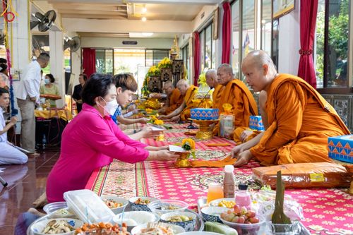 ภาพ No.92455:พิธีทอดกฐินสามัคคีทั่วไทย  ณ วัดโพธิ์แก้ว อ.ท่าวุ้ง จ.ลพบุรี  วันเสาร์ที่ 4 พฤศจิกายน พ.ศ. 2566