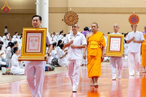 ภาพ No.232483:วันอาทิตย์ที่ 6 กรกฏาคม พ.ศ. 2568 พิธีมุทิตาสักการะพระครูสัญญาบัตร ปีพุทธศักราช 2568 ณ ห้องแก้วสารพัดนึก2 สภาธรรมกายสากล วัดพระธรรมกาย