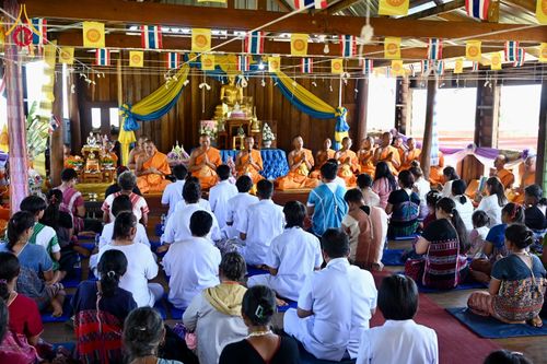 ภาพ No.176693:พิธีทอดกฐิน สำนักสงฆ์เคาะทีโคะ อ.ท่าสองยาง จ.ตาก ในโครงการกฐินสามัคคีทั่วไทย 30,000 วัด บูชาธรรม 80 ปี หลวงพ่อธัมมชโย โดยคณะศิษยานุศิษย์วัดพระธรรมกาย วันที่ 10 พฤศจิกายน พ.ศ. 2567