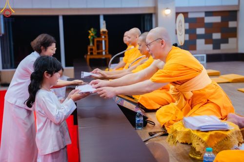 ภาพ No.155544:โครงการ อุบาสกแก้ว อุบาสิกาแก้ว รุ่นที่ 2 ตัวแทนทอดกฐินสามัคคีทั่วไทย 30,000 วัด บูชาธรรม 80 ปี หลวงพ่อธัมมชโย  ระหว่างวันที่ 13-15 กันยายน พ.ศ. 2567 ณ ธุดงคสถานชลบุรี