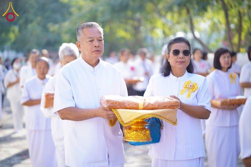 ภาพ No.204605:พิธีทอดผ้าป่าทำนุบำรุงศาสนสถาน ณ วัดเกิดการอุดม ตำบลคลองสาม อำเภอคลองหลวง จังหวัดปทุมธานี ในโครงการธรรมยาตรา กตัญญูบูชา มหาปูชนียาจารย์ พระมงคลเทพมุนี(สด จนฺทสโร) พระผู้ปราบมาร อนุสรณ์สถาน 7 แห่ง ปีที่ 13 วันที่ 30 มกราคม พ.ศ. 2568