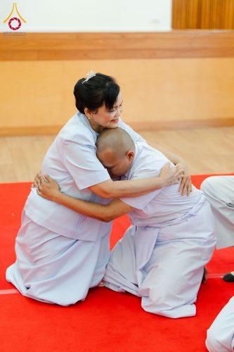 ภาพ No.181452:พิธีบรรพชาอุปสมบท ณ วัดบ้านอ่าง ต.อ่างคีรี อ.มะขาม จ.จันทบุรี วันที่ 6 ธันวาคม พ.ศ. 2567 ในโครงการอุปสมบทหมู่ บูชาธรรมมหาปูชนียาจารย์ ปี 2567 โดยทีมงานลูกพระธัมฯ ศูนย์ปฏิบัติธรรมจันทบุรี จ.จันทบุรี