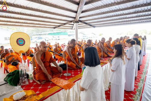 ภาพ No.123852:พิธีถวายสังฆทาน 323 วัด 4 จังหวัดชายแดนภาคใต้ ครั้งที่ 166 ณ ศูนย์ปฏิบัติธรรมภาคใต้ อ.บางกล่ำ จ.สงขลา วันเสาร์ที่ 17 กุมภาพันธ์ พ.ศ. 2567