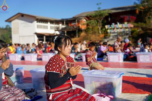 ภาพ No.125208:พิธีตักบาตรเนื่องในวันมาฆบูชา ณ สนามโรงเรียนบ้านนาเกียน  อำเภออมก๋อย จังหวัดเชียงใหม่ วันเสาร์ที่ ๒๔ กุมภาพันธ์ พ.ศ. ๒๕๖๗