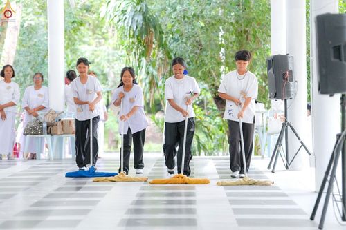 ภาพ No.247835:วันที่ 19-21 กันยายน พ.ศ. 2568 โครงการอบรมอุบาสิกาแก้ว รุ่นที่ 2 ณ ศูนย์ปฏิบัติธรรมจังหวัดบุรีรัมย์