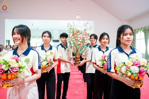 ภาพ No.199107:พิธีทอดผ้าป่าทำนุบำรุงศาสนสถาน ณ วัดไร่ขิง ตำบลไร่ขิง อำเภอสามพราน จังหวัดนครปฐม ในโครงการธรรมยาตรา กตัญญูบูชา มหาปูชนียาจารย์ พระมงคลเทพมุนี(สด จนฺทสโร) พระผู้ปราบมาร อนุสรณ์สถาน 7 แห่ง ปีที่ 13 วันที่ 21 มกราคม พ.ศ. 2568