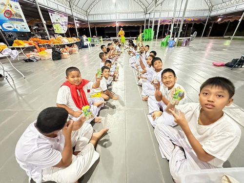 ภาพ No.133225:กิจวัตรกิจกรรมการฝึกตัวก่อนบวช และพิธีตัดปอยผมธรรมทายาท ณ ศูนย์ปฏิบัติธรรมและอบรมเยาวชนเมืองยะลา วันที่ 1-2 เมษายน พ.ศ. 2567