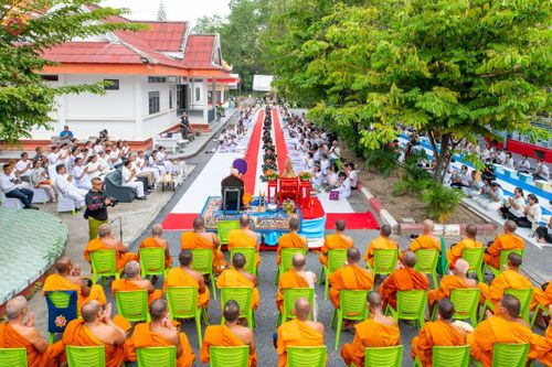 ภาพ No.87282:พิธีถวายสังฆทาน 323 วัด 4 จังหวัดชายแดนภาคใต้  ปีที่ 19 ครั้งที่ 165 พิธีมอบกองทุนหนุนแรงใจช่วยครูใต้  ปีที่ 16 ครั้งที่ 130 และพิธีทำบุญอุทิศส่วนกุศลให้ผู้วายชนม์ ณ วัดพุทธภูมิ อ.เมือง จ.ยะลา วันเสาร์ที่ 9 กันยายน พ.ศ. 2566