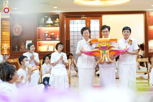 ภาพ No.183772:พิธีทอดกฐิน วัดพระธรรมกายไทเป ประเทศไต้หวัน  บูชาธรรม 80 ปี หลวงพ่อธัมมชโย โดยคณะศิษยานุศิษย์วัดพระธรรมกาย วันที่ 10 พฤศจิกายน พ.ศ. 2567