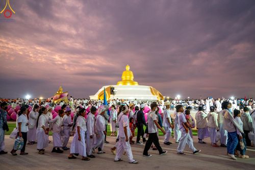 ภาพ No.118436:พิธีตักบาตรพระธรรมยาตรา ปีที่ 12 ณ อนุสรณ์สถานลำดับที่ 5 สถานที่เผยแผ่วิชชาธรรมกายครั้งแรก อนุสรณ์สถานบางปลา จ.นครปฐม วันที่ 25 มกราคม พ.ศ. 2567