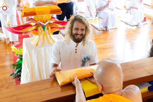 ภาพ No.163599:พิธีทอดกฐินสามัคคี ณ วัดพุทธบาหลี เกาะบาหลี ประเทศอินโดนีเซีย วันอาทิตย์ที่ 20 ตุลาคม พ.ศ. 2567