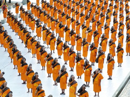 ภาพ No.186895:พระธรรมยาตราปฏิบัติธรรม และถ่ายภาพหมู่ประวัติศาสตร์ ปีที่ 13 ณ ลานทิศตะวันออก มหาวิหารพระมงคลเทพมุนี วัดพระธรรมกาย จ.ปทุมธานี วันเสาร์ที่ 28 ธันวาคม พ.ศ. 2567