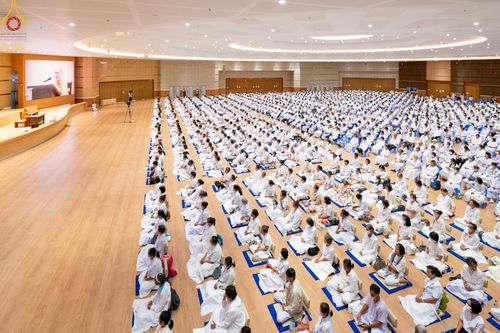 ภาพ No.90367:งานสัมมนา ผู้นำบุญยอดกัลยาณมิตร 77 จังหวัดทั่วไทย โครงการกฐินสามัคคีทั่วไทย 5,000 วัด พุทธศักราช 2566 และโครงการอุปสมบท 3,000 รูป บูชาธรรมมหาปูชนียาจารย์ ระหว่าง วันที่ 6 - 8 ตุลาคม พ.ศ. 2566 ณ จ.นครราชสีมา