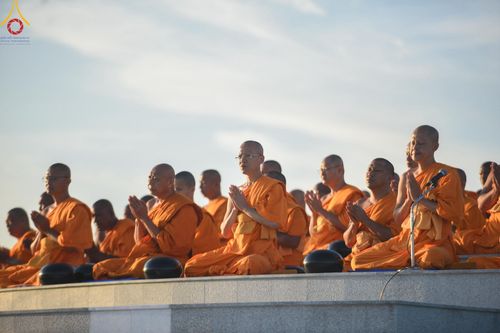 ภาพ No.211887:วันจันทร์ที่ 17 มีนาคม พ.ศ. 2568 พิธีตักบาตรพระกว่า 300 รูป ฉลองพิธีประดิษฐานพระบรมสารีริกธาตุ ณ ปทุมเจดีย์ เจดีย์พระพุทธเจ้า 5 พระองค์ ศูนย์อบรมเยาวชนปัตตานี บ้านโคกดีปลี ตำบลตุยง อำเภอหนองจิก จังหวัดปัตตานี