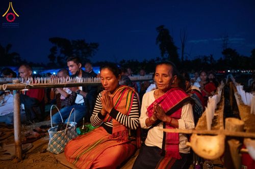 ภาพ No.176144:พิธีทอดกฐินสมทบ โดยมูลนิธิธรรมกาย ในนามหลวงพ่อธัมมชโย ณ วัดสัทธนารามา บานา วิหาร เมืองไดยุน รัฐอรุนาจาลประเทศ ประเทศอินเดีย วันที่ 15 พฤศจิกายน พ.ศ. 2567