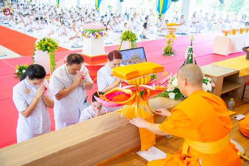 ภาพ No.94089:พิธีทอดกฐินสามัคคีทั่วไทย 5,000 วัด ณ ธุดงคสถานพิษณุโลก ต.วังนกแอ่น อ.วังทอง จ.พิษณุโลก  วันที่ 11 พฤศจิกายน พ.ศ. 2566