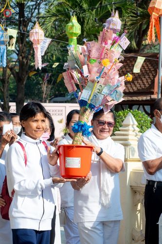 ภาพ No.199230:พิธีทอดผ้าป่าทำนุบำรุงศาสนสถาน ณ วัดลำพญา ตำบลลำพญา อำเภอบางเลน จังหวัดนครปฐม ในโครงการธรรมยาตรา กตัญญูบูชา มหาปูชนียาจารย์ พระมงคลเทพมุนี(สด จนฺทสโร) พระผู้ปราบมาร อนุสรณ์สถาน 7 แห่ง ปีที่ 13 วันที่ 21 มกราคม พ.ศ. 2568