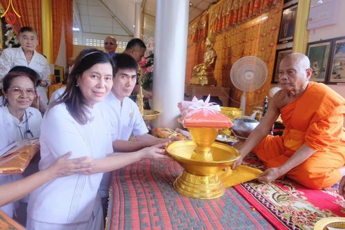 ภาพ No.163678:โครงการกฐินสามัคคีทั่วไทย 30,000 วัด บูชาธรรม 80 ปี หลวงพ่อธัมมชโย โดย คณะศิษยานุศิษย์วัดพระธรรมกาย ณ วัดลาดบัวขาว กรุงเทพมหานคร วันที่ 20 ตุลาคม พ.ศ. 2567