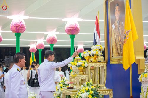 ภาพ No.123209:พิธีพระราชทานสัญญาบัตร พัดยศ และผ้าไตร แด่พระสงฆ์ในเขตปกครองคณะสงฆ์หนกลาง ณ วัดพระศรีมหาธาตุ เขตบางเขน กรุงเทพมหานคร และพิธีมุทิตาสักการะพระสังฆาธิการ ผู้ได้รับเลื่อนและตั้งสมณศักดิ์ ตามพระบรมราชโองการ ณ วัดพระธรรมกาย ในวันที่ 4 กุมภาพันธ์ พ.ศ. 2567