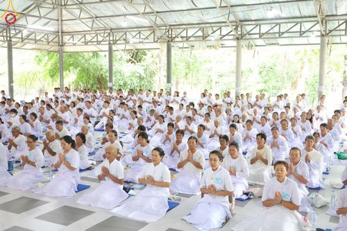 ภาพ No.154974:โครงการอุบาสกแก้ว อุบาสิกาแก้ว รุ่นที่ 2 ตัวแทนทอดกฐินสามัคคีทั่วไทย 30,000 วัด บูชาธรรม 80 ปี หลวงพ่อธัมมชโย จังหวัดบุรีรัมย์ ระหว่างวันที่ 13-15 กันยายน พ.ศ. 2567