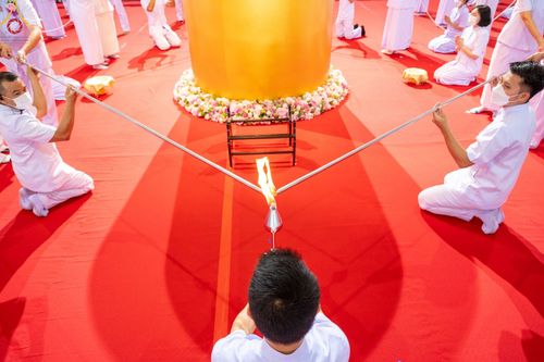 ภาพ No.88573:พิธีจุดเทียนใจ ไฟนิรันดร์ อนันตชัย วันอาทิตย์ที่ 24 กันยายน พ.ศ. 2566 ณ สภาธรรมกายสากล วัดพระธรรมกาย