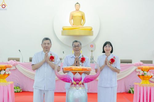 ภาพ No.246825:วันอาทิตย์ที่ 14 กันยายน พ.ศ. 2568 พิธีทอดผ้าป่า ซื้อดิน ปรับพื้นที่ลานธรรม  และพิธีกลั่นแผ่นดิน โปรยทราย สถาปนาองค์พระเจดีย์ เพื่อสร้างสันติภาพโลก  ณ ศูนย์ปฏิบัติธรรมสระบุรี อ.พระพุทธบาท จ.สระบุรี