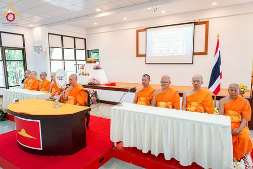 ภาพ No.176560:ชมรมกำนัน ผู้ใหญ่บ้านฯ อ.คลองหลวง ทอดผ้าป่าสมทบโครงการกฐินสามัคคีทั่วไทย 30,000 วัด วันที่ 4 พฤศจิกายน พ.ศ. 2567 ณ วัดพระธรรมกาย อ.คลองหลวง จ.ปทุมธานี