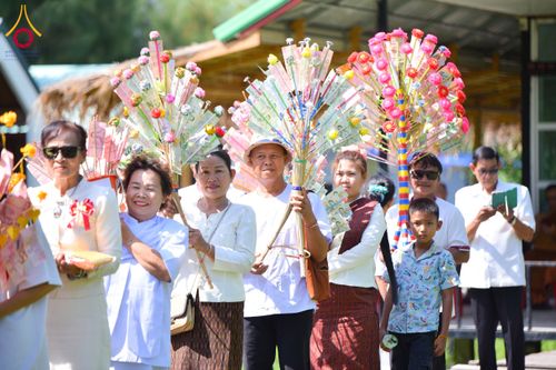 ภาพ No.174813:พิธีทอดกฐินสามัคคีเพื่อสร้างกฏิสามเณรบวชเรียน ณ ศูนย์ปฏิบัติธรรมแก้วกลางนา จ.กาฬสินธุ์ วันที่ 31 ตุลาคม พ.ศ. 2567