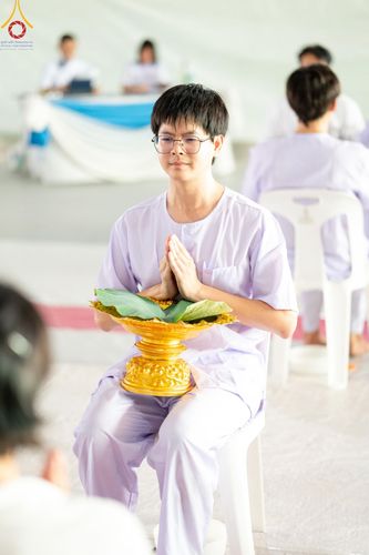 ภาพ No.159671:พิธีตัดปอยผมปลงผมนาคธรรมทายาท, พิธีบรรพชาอุปสมบทหมู่ โครงการอุปสมบทหมู่บูชาธรรม 140 ปี พระมงคลเทพมุนี (สด จนฺทสโร) ณ โบสถ์พระไตรปิฏก วัดพระธรรมกาย วันเสาร์ที่ 5 ตุลาคม พ.ศ. 2567