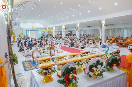 พิธีทอดกฐินเพื่อสร้างครัวมหาทาน ณ ศูนย์ปฎิบัติธรรมเพชรบูรณ์ ต.นาป่า อ. เมือง จ.เพชรบูรณ์ วันที่ 19 พฤศจิกายน พ.ศ. 2566