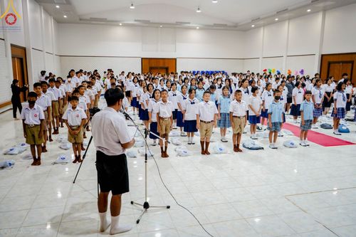 ภาพ No.105085:วันรวมพลังเด็กดี V-star ผู้นำฟื้นฟูศีลธรรมโลก จังหวัดภูเก็ต วันที่ 19 ธันวาคม พ.ศ. 2566 ณ โรงเรียนเมืองถลาง จ.ภูเก็ต