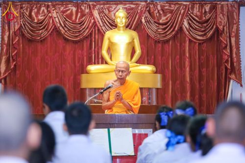 ภาพ No.180123:กิจกรรมวันรวมพลังเด็กดี V-Star ผู้นำฟื้นฟูศีลธรรมโลก ประจำปีพุทธศักราช 2567 จังหวัดสุโขทัย เพื่อรวมพลังสร้างความดี นั่งสมาธิภาวนาถวายเป็นพุทธบูชา และเพื่อส่งเสริมการเรียนรู้พระพุทธศาสนา วันที่ 3 ธันวาคม พ.ศ. 2567