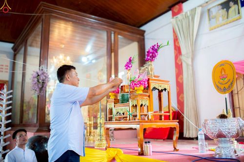 ภาพ No.262206:วันที่ 24 ตุลาคม พ.ศ. 2568 พิธีทอดกฐินสามัคคีทั่วไทย 30,000 วัด โดยคณะศิษยานุศิษย์ บูชาธรรม 81 ปี หลวงพ่อธัมมชโย ณ วัดดงรัง อ.ด่านช้าง จ.สุพรรรณบุรี