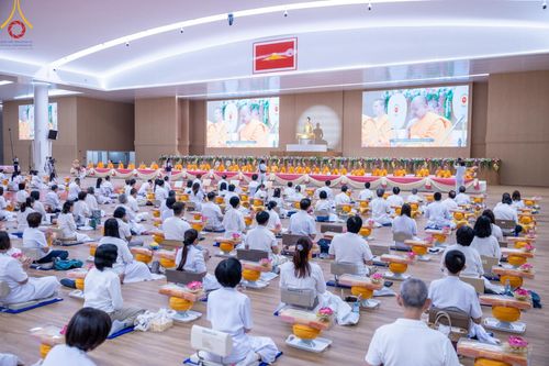 ภาพ No.212691:วันอาทิตย์ที่ 23 มีนาคม พ.ศ. 2568 พิธีร่วมบุญโครงการบรรพชาสามเณร 5,000 รูป ณ ห้องแก้วสารพัดนึก 2 วัดพระธรรมกาย